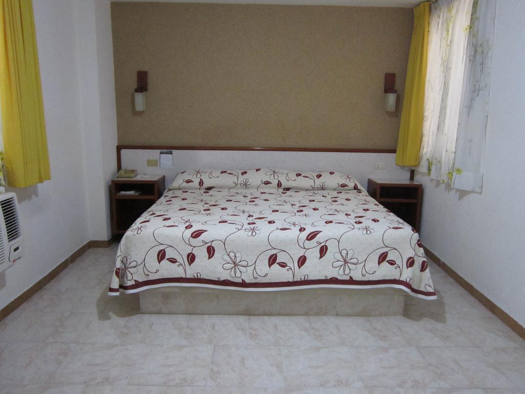 Hotel Baluarte Веракруз Екстериор снимка