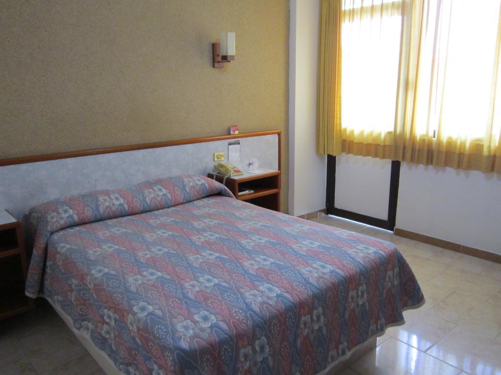 Hotel Baluarte Веракруз Екстериор снимка