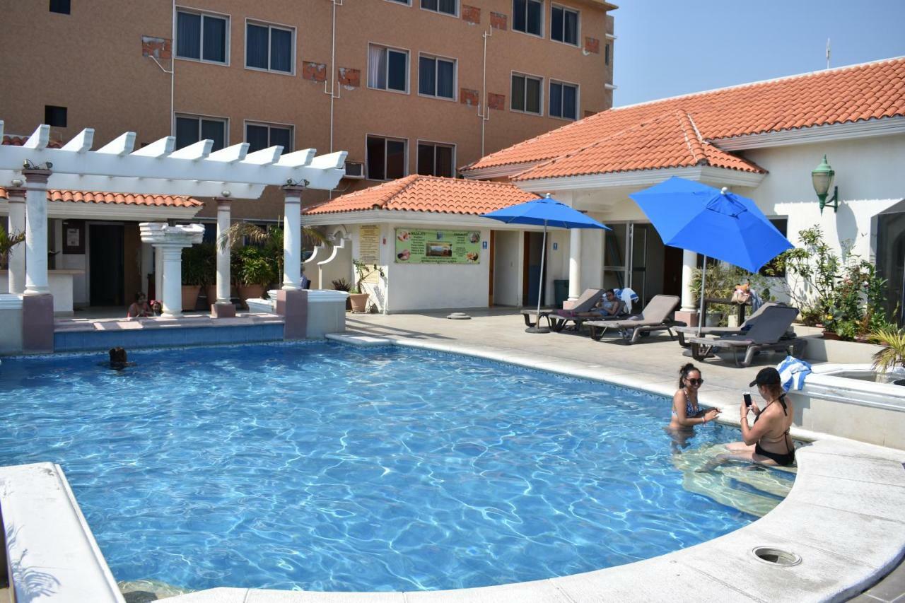 Hotel Baluarte Веракруз Екстериор снимка